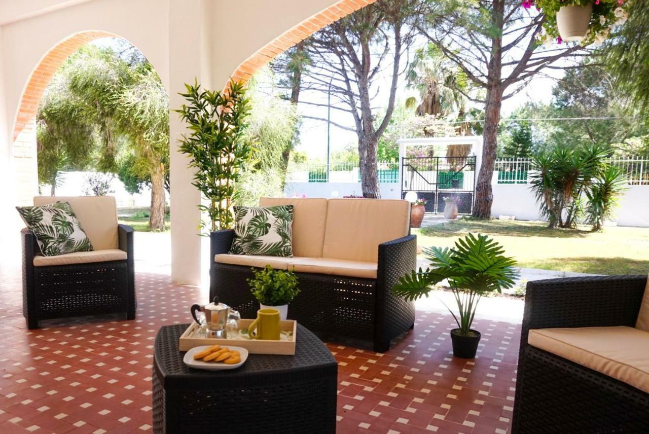 Villa Aurelia -Seafront Apartment With Patio Flumini di Quartu Exterior foto